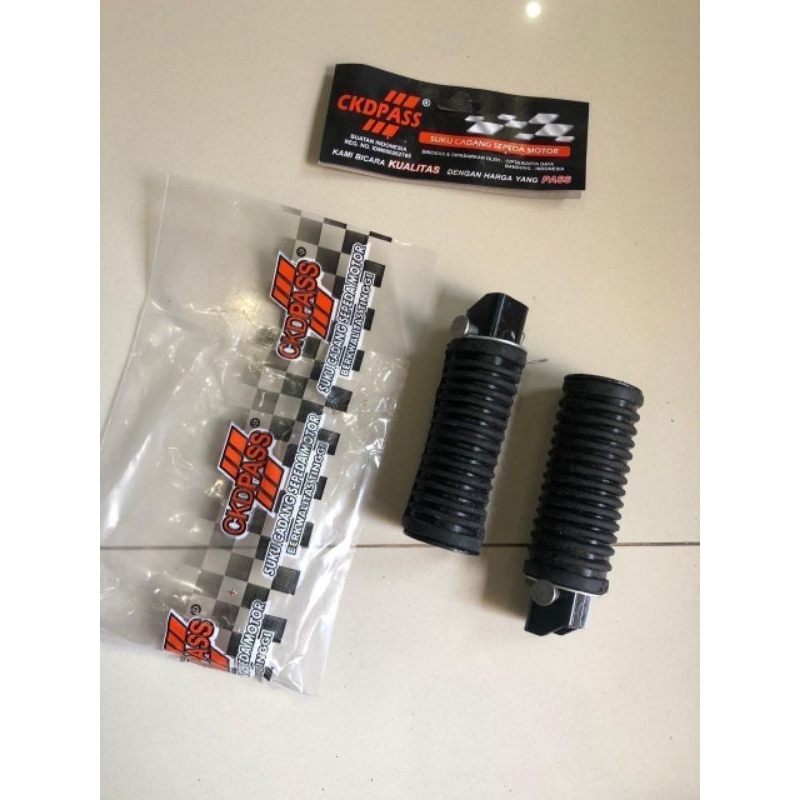 Karet Footstep Belakang / Pijakan Kaki Belakang Honda Motor GL 100 / Win / Astrea Cb 125 / GL 125 HD