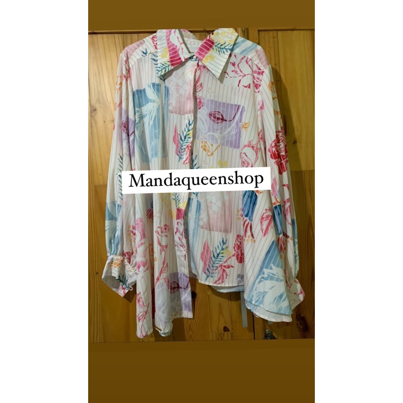 Preloved Abbey Blouse L wearing klamby