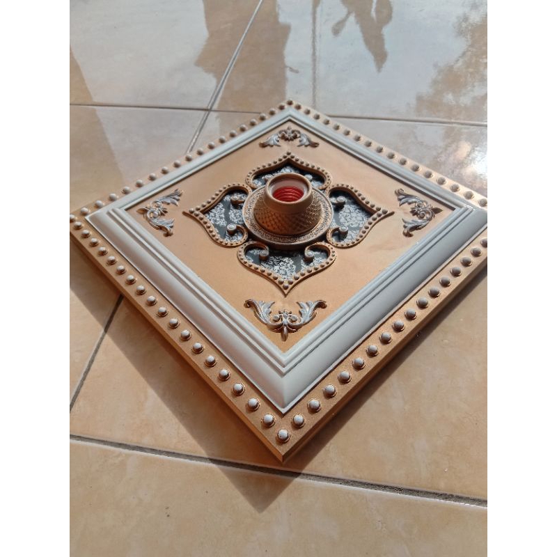 ornamen lampu plafon artistik 30 cm x 30 cm /ornamen plafon pvc,grc,gypsum