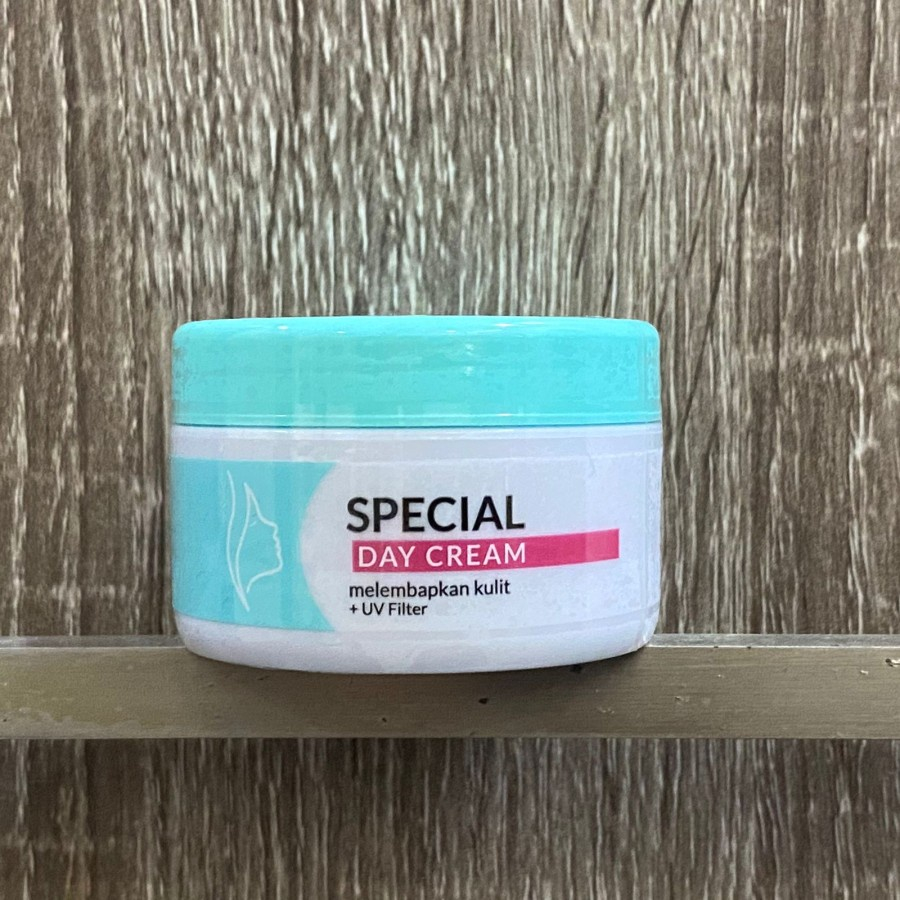 QEILA - Viva Special Day Cream with Squalane, Vit E, UV A &amp; B | Ready Stock