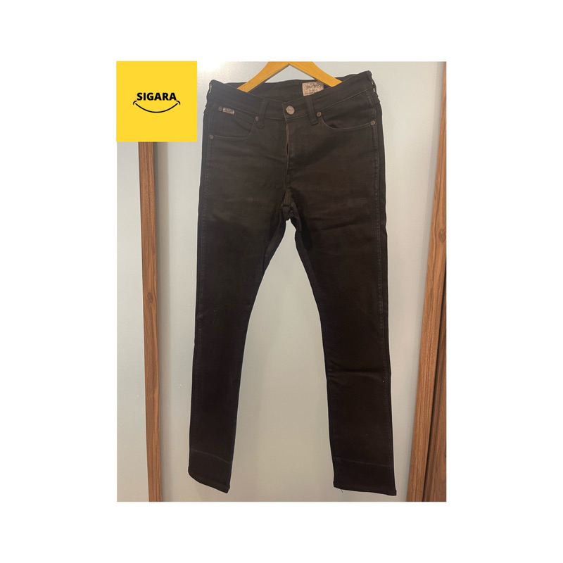 [ Preloved/ Second hand/ Branded/ Original] Celana jeans pria Wrangler Vegas 100% Authentic