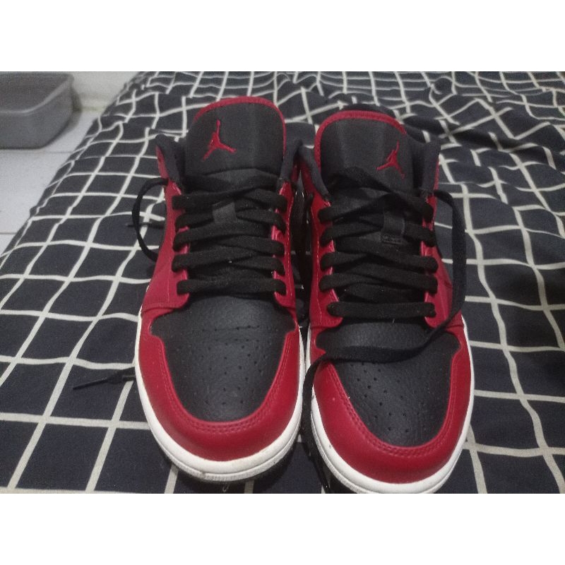 Air Jordan low 1 bekas