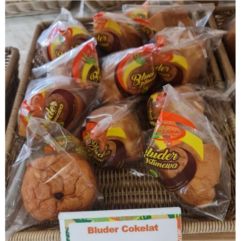 

Bluder Keju | Bluder Coklat SUZANA BAKERY