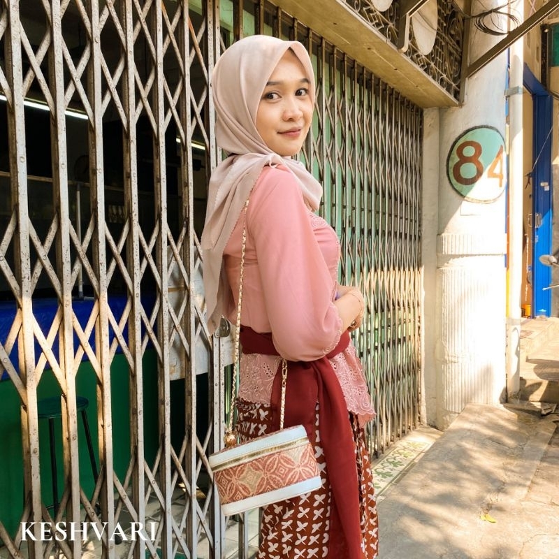 KESHVARI | Vanity Bag