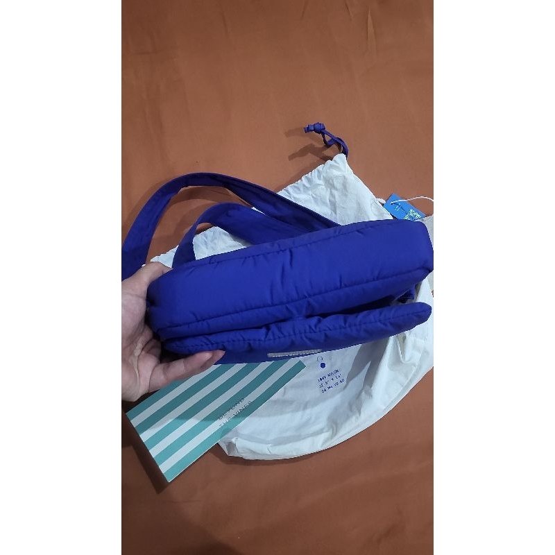 Beyond The Vines Poofy Bag Preloved