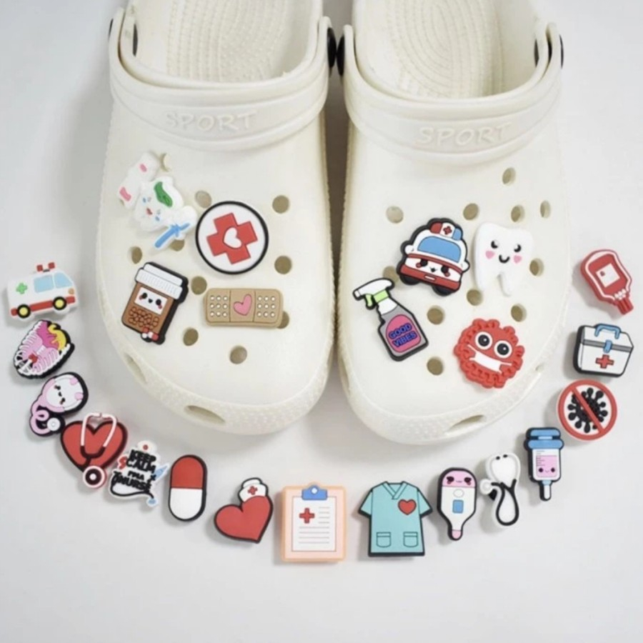 Jibitz Untuk Sandal Crocs