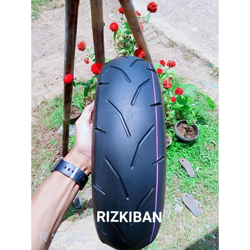 ban belakang motor aerox ukuran 140/70-14 tublesss untuk motor aerox