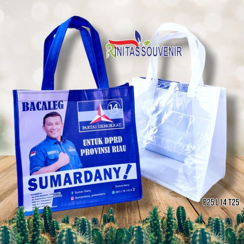 

Tas Partai - Tas promosi caleg - tas untuk isi sembako cocok untuk promosi menjelang pemilihan caleg - 25*14*25
