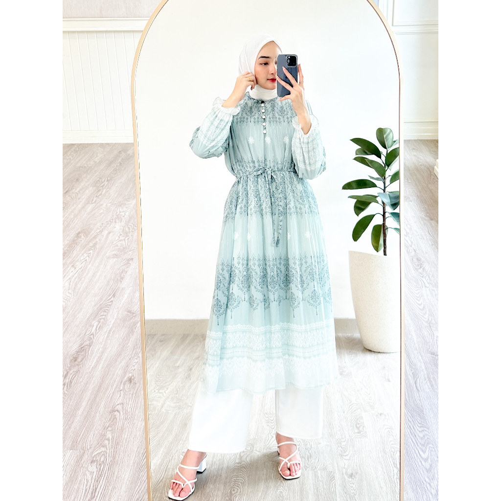 Artemis Fashion~ LUKISA MAXI DRESS Bigsize (ld 108) / DELUNA BLOUSE / DIANDRA BLOUSE (Ld -+ 104) /VANIA TUNIK (Ld -+ 96) / LUKISA MAXI DRESS / Tunik motif cantik, ootd wanita. cek gambar dan caption)