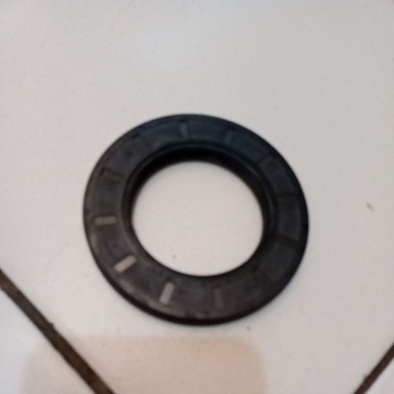 Oil Seal PTO Mitsubishi Canter