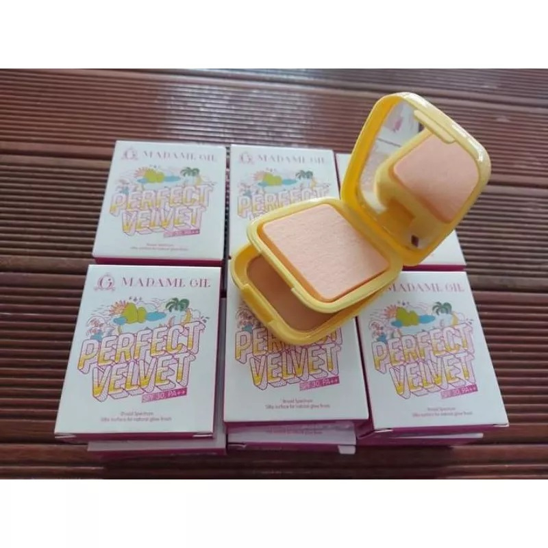 Madame Gie Perfect Velvet SPF 30, PA+++ Two Way Cake