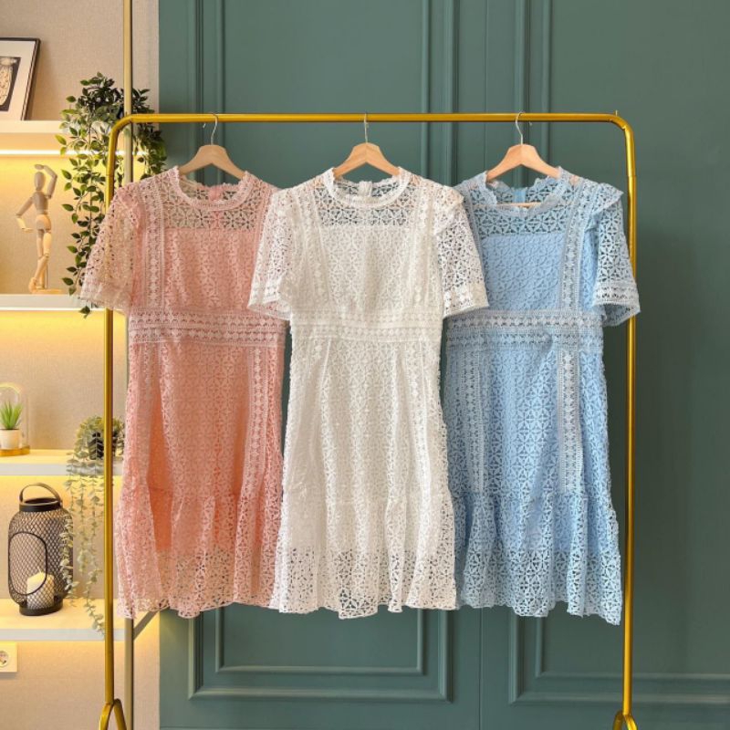 Gracia Peplum Crochet Lace Dress 11259