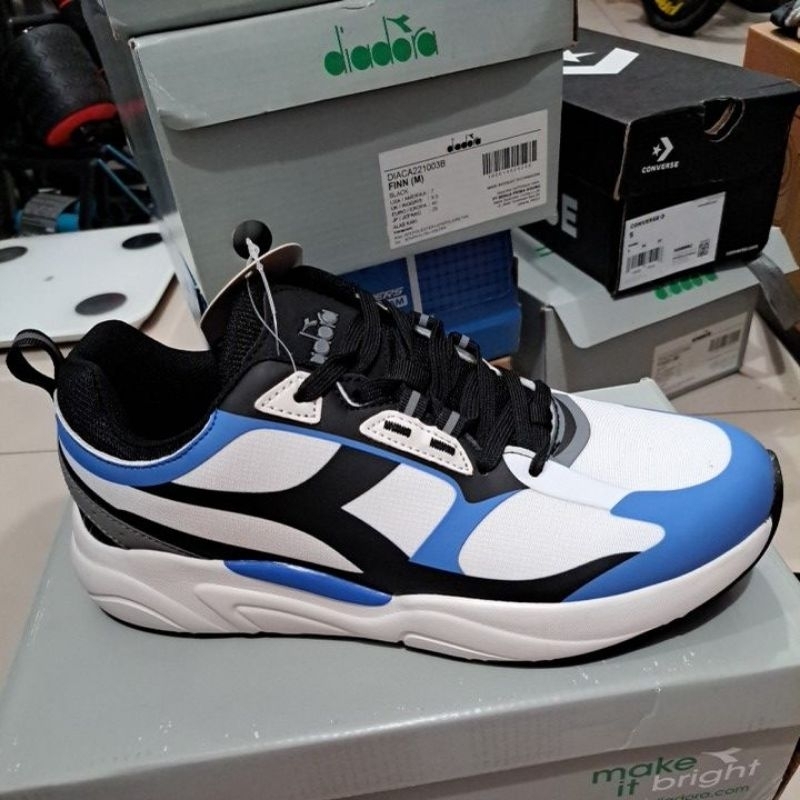 Diadora FOGO WHITE. sepatu pria diadora fogo white