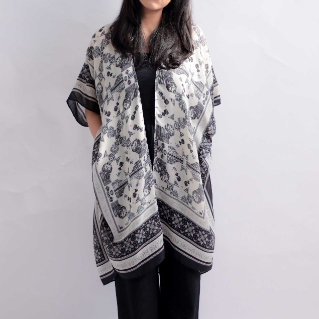 ITSFRIDAY OISHA IN BLACK Outer