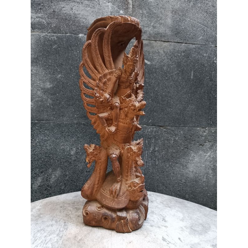 patung Garuda Wisnu kencana