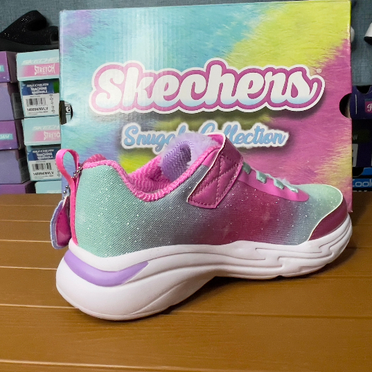 SKECHERS SNUGGLE SNEAKS GIRLS CASUAL SHOES