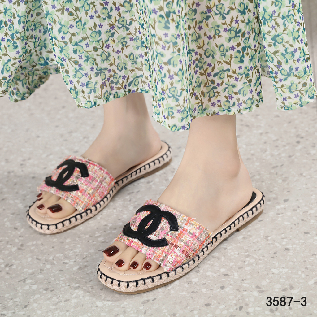 C  3587-3 Sandal