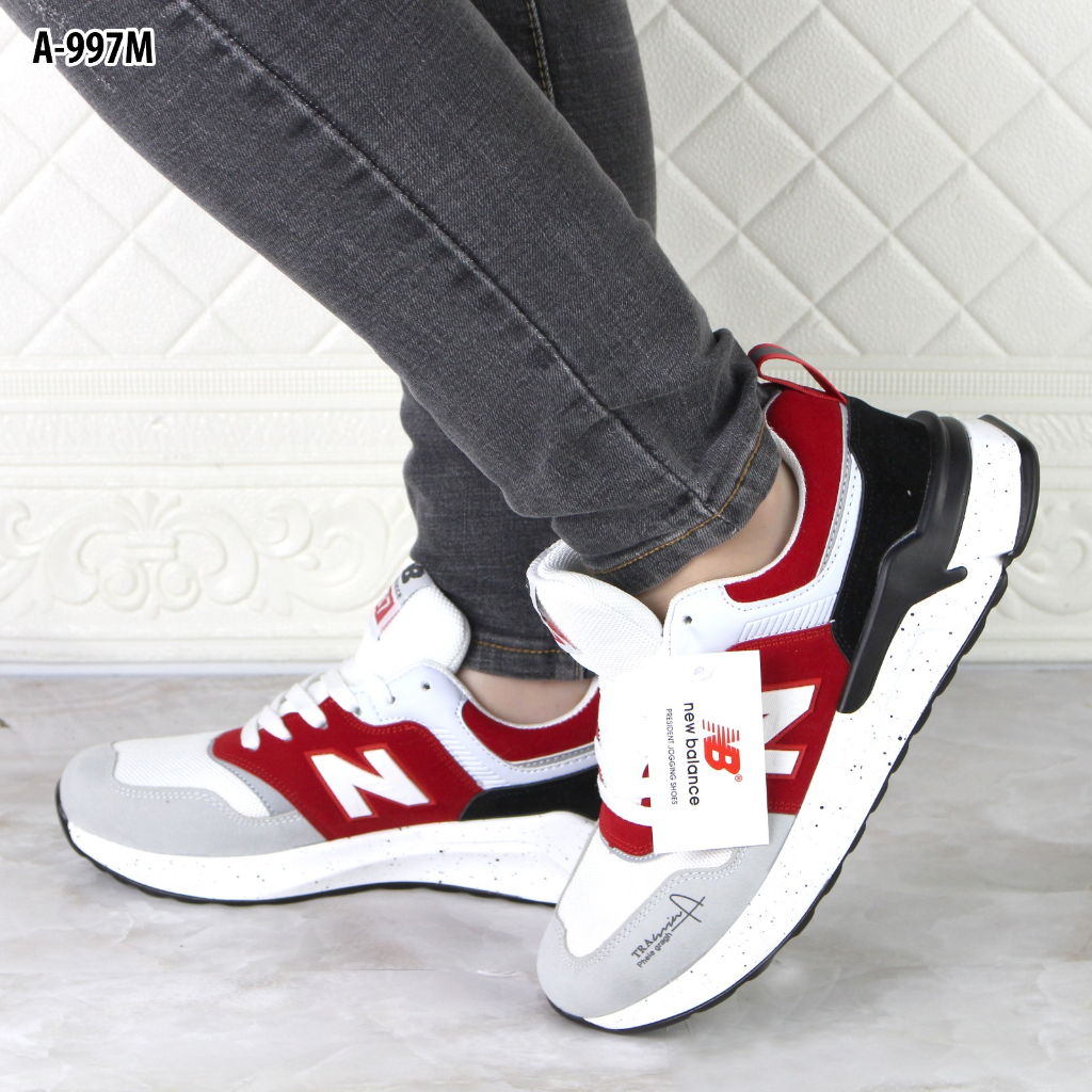 SEPATU COWOK 997 TRAINER LOW AT STYLEFILE A-997M