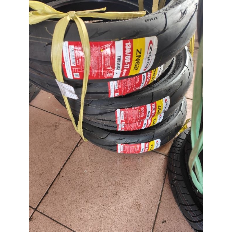 Ban luar zeneos tubeless 130/60-17 zn62