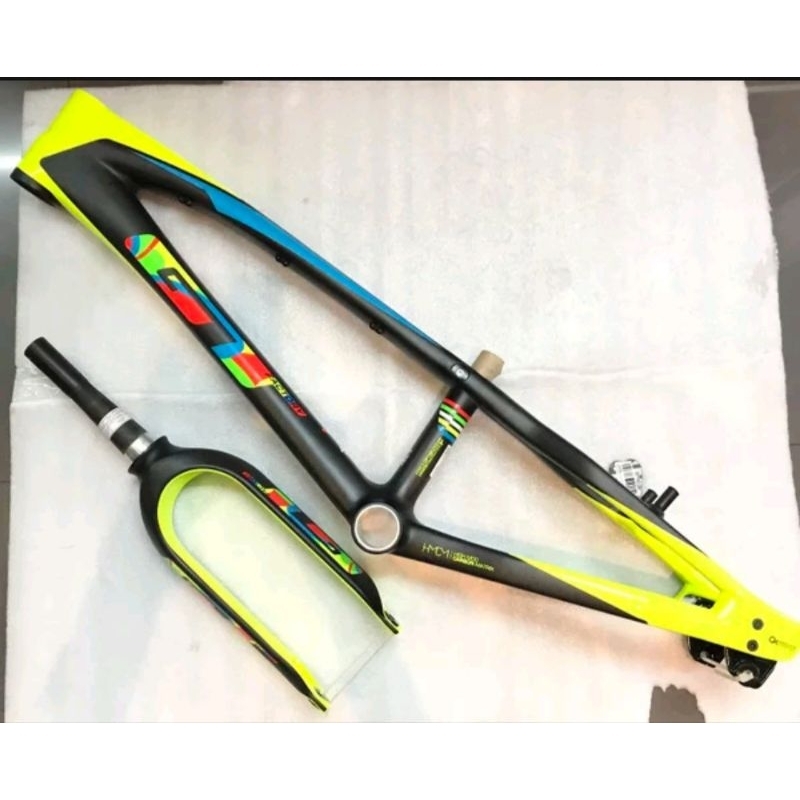 Frame Sepeda Bmx GT Speed Carbon Wc BB30 Include Fork Black Yellow Fluo Size 21 Original