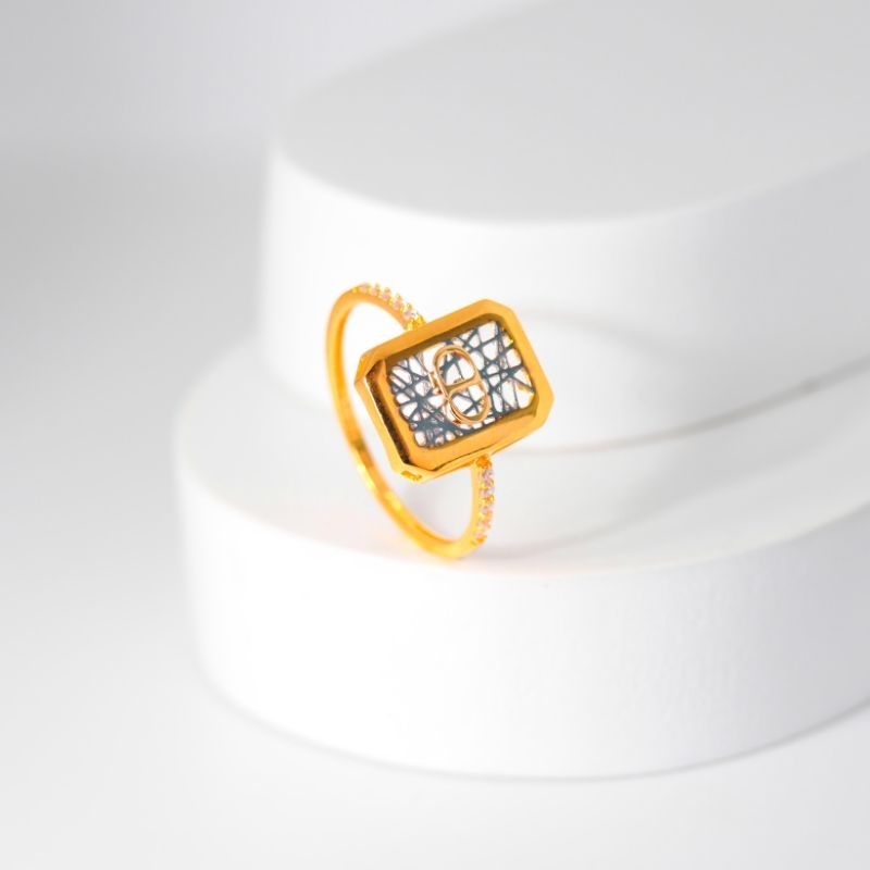 Cincin Emas &quot; CD &quot; Meja Makan Mata Samping - Toko Emas Gadjah