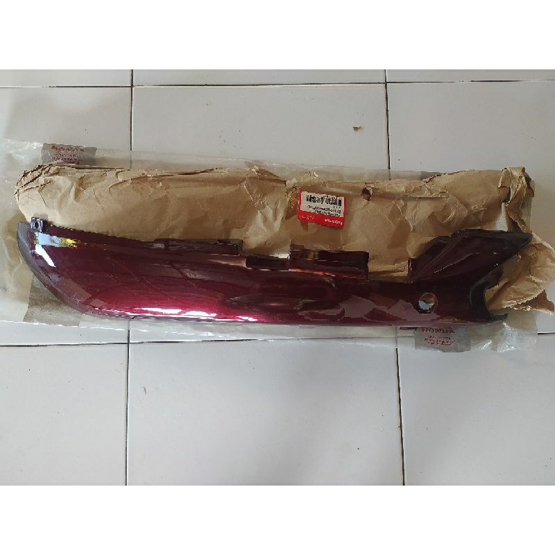 Cover Body Kiri Merah maroon Honda ASTREA GRAND original baru