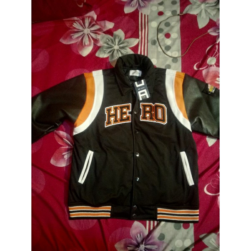 varsity w.essentiels x my Hero academia katsuki bakugo