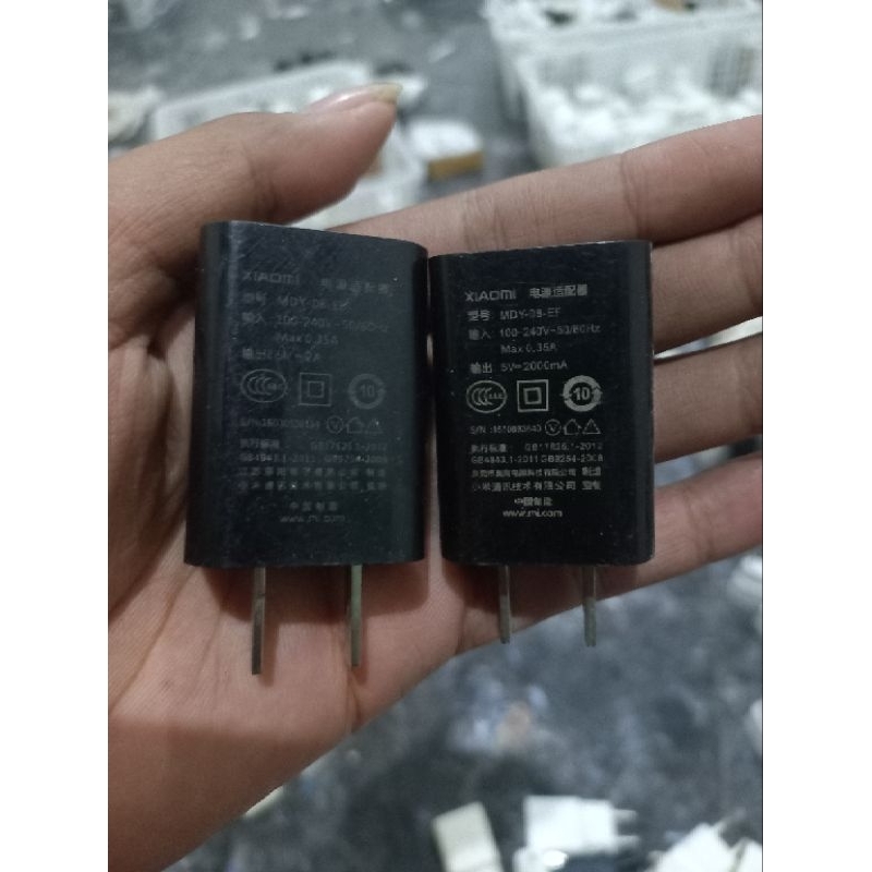 adaptor charger bekas original cabutan hp redmi xiomi 2A distri/gepeng
