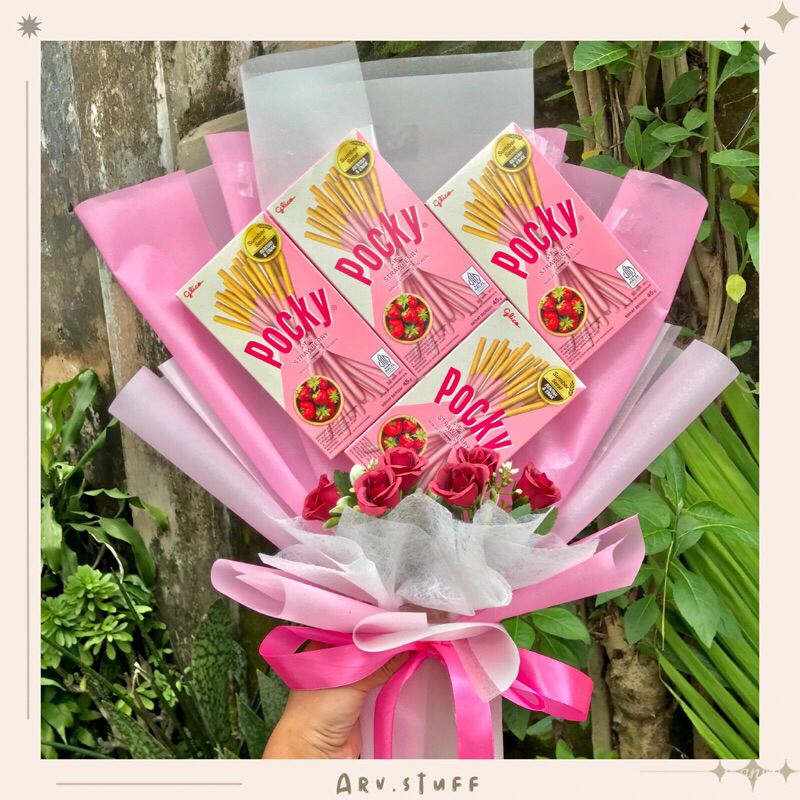 Bouquet Snack by arv.stuff / gift birthday semprotulation graduation jajan snack bunga kado terbaik gift box special surprise semua acara nikahan ulang tahun perpisahan pelepasan kelulusan artificial bestseller kado kekinian