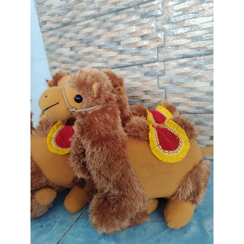 Boneka unta oleh2 jemaah haji size m ukuran 35 cm