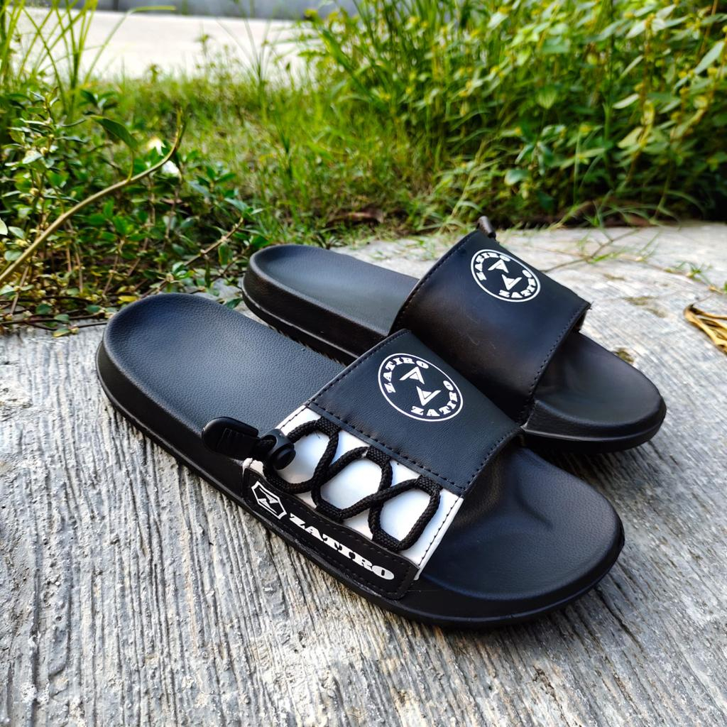 SANDAL SLOP SLIDE PILON COWOK EMPUK ANTISLIP TERBARU SLIP ON FLIP FLOP BASIC KARET HITAM PUTIH DISTRO CASUAL ANTI SLIP MURAH QUALITY ORIGINAL