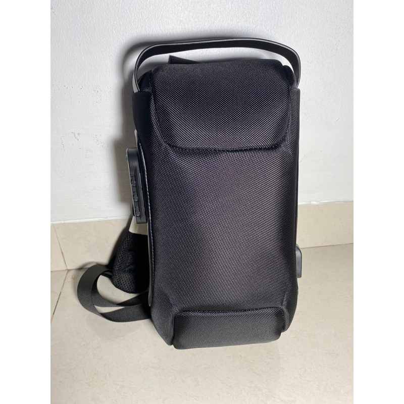 [LIKE NEW] WEIXIER 9529 Chest Bag USB Charger With TSA Lock - Tas Selempang Pria