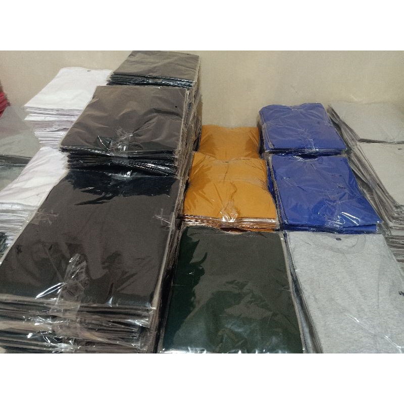 KAOS POLOS BAHAN COTTON COMBAT30S 40 PCS