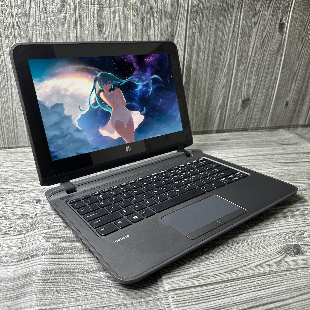 lenovo thinkpad laptop HP EE 11G2 TOUCHSEREEN  Inter Core 3  Ram 8GB SSD 128GB original berkualitas Mulus Bekas