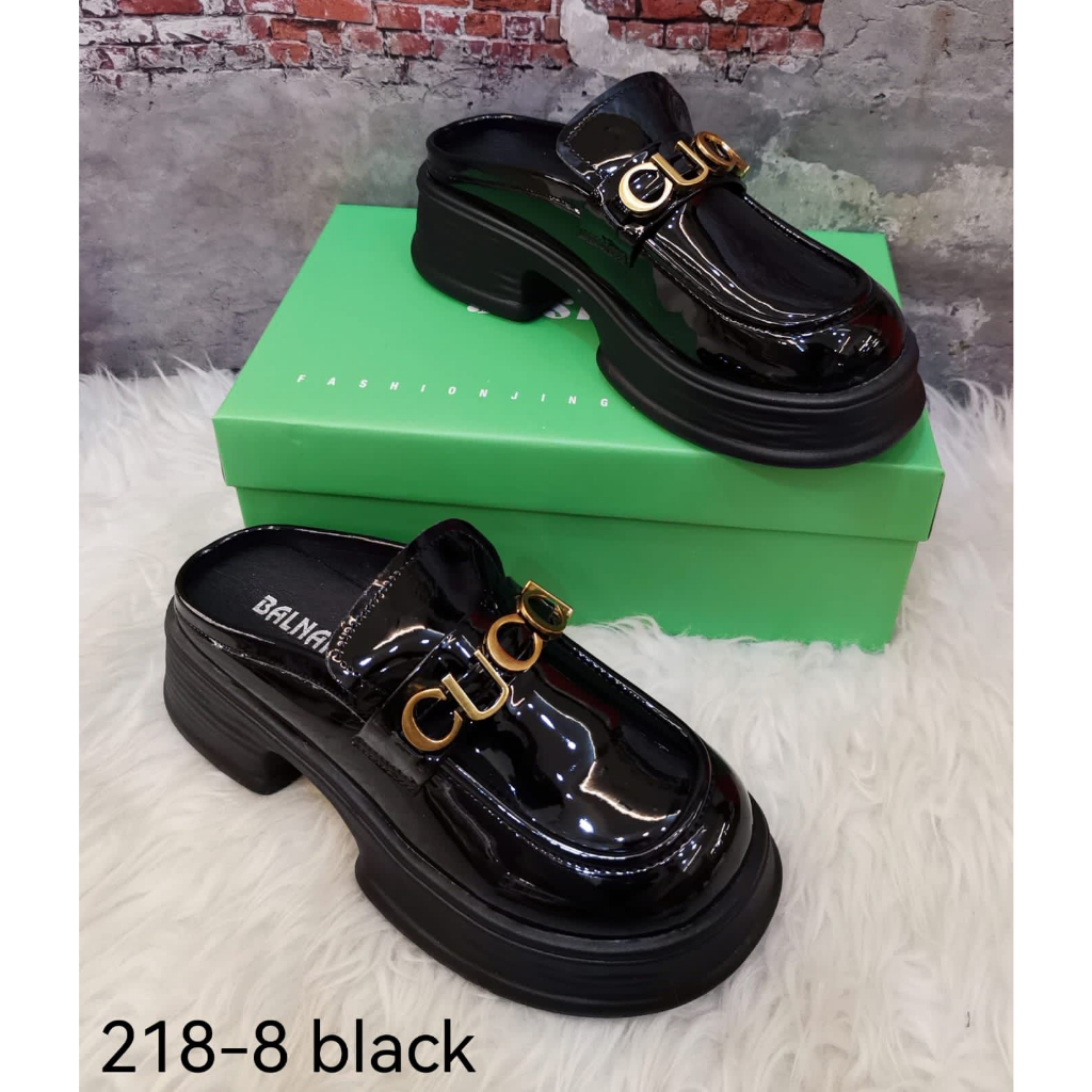 218-8 sandal sepatu import