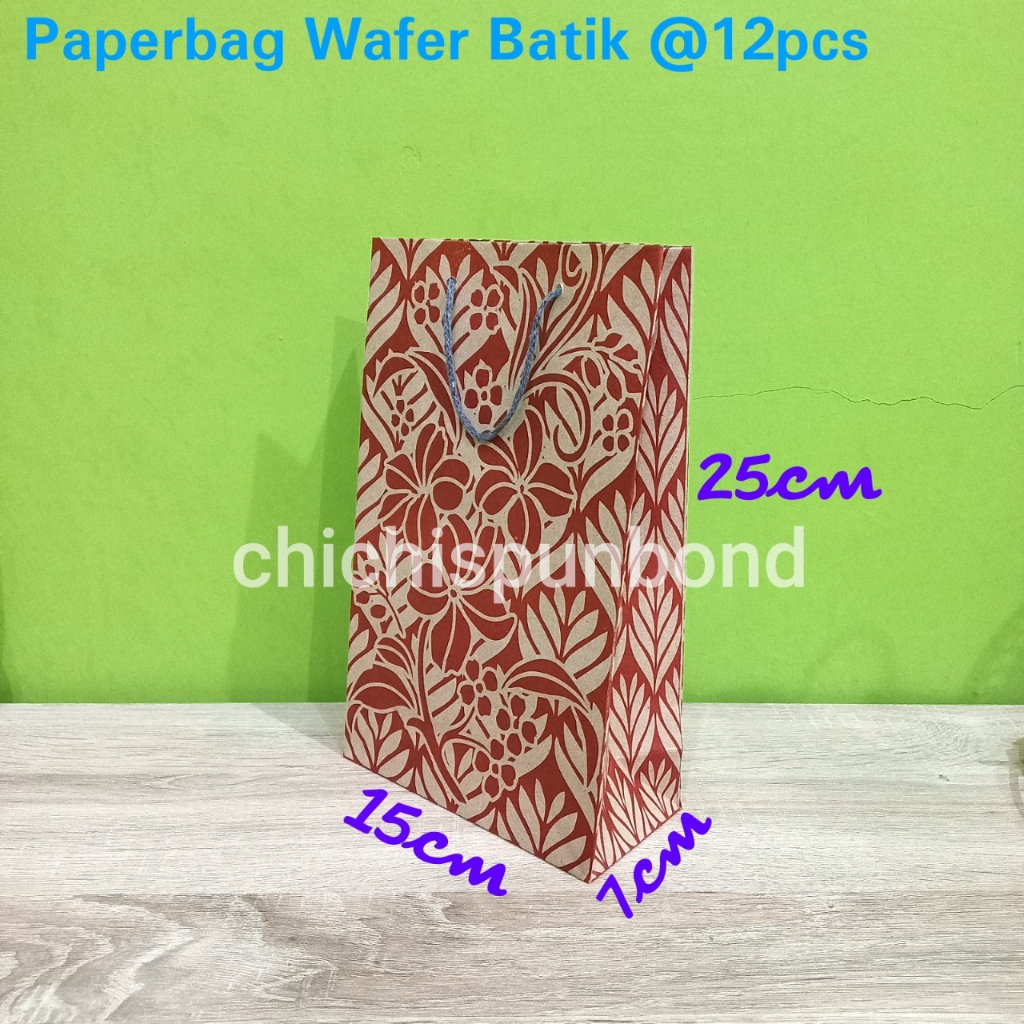 

Isi 12pc Paperbag wafer 15x25 BATIK lusinan / tas kertas motif batik 15 x 25 / tas kertas batik / paperbag