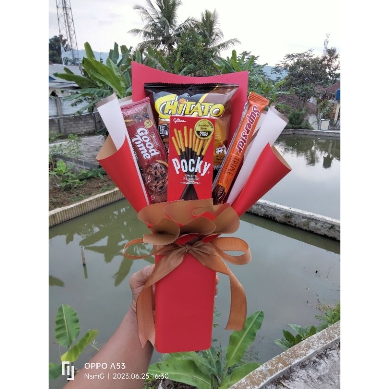 

Buket Snack | Buket Ulang Tahun | Buket Wisuda