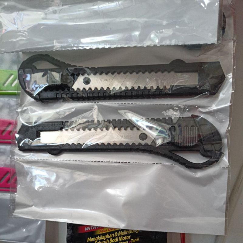 

pisau karter cutter