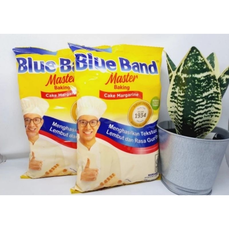 

BLUEBAND 1 KG POUCH (KEMASAN PABRIK) MARGARIN BLUE BAND