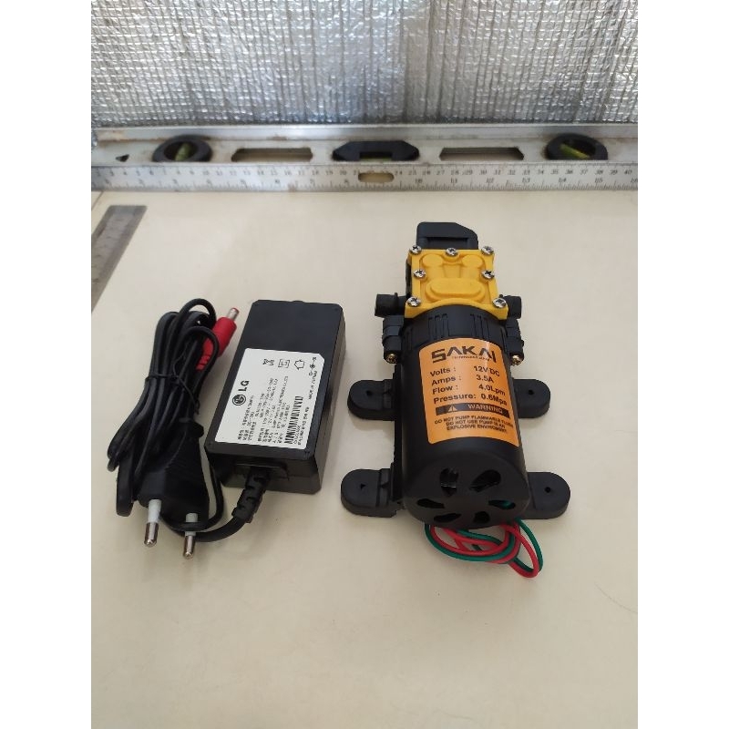 Paket Pompa Cuci Motor 12 Volt DC dan Adaptor 220 Volt