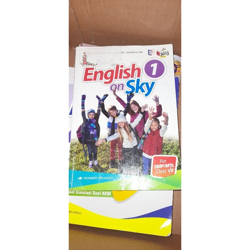 

English on Sky kelas 7 n 8