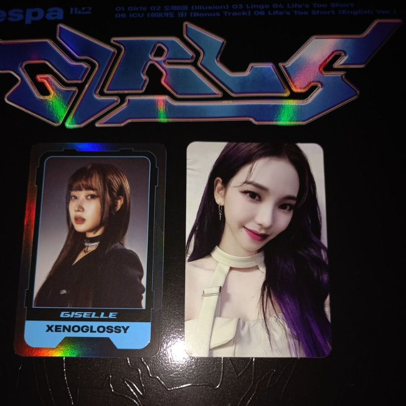 OFFICIAL PHOTOCARD AESPA KARINA,GISELLE  GIRLS VER