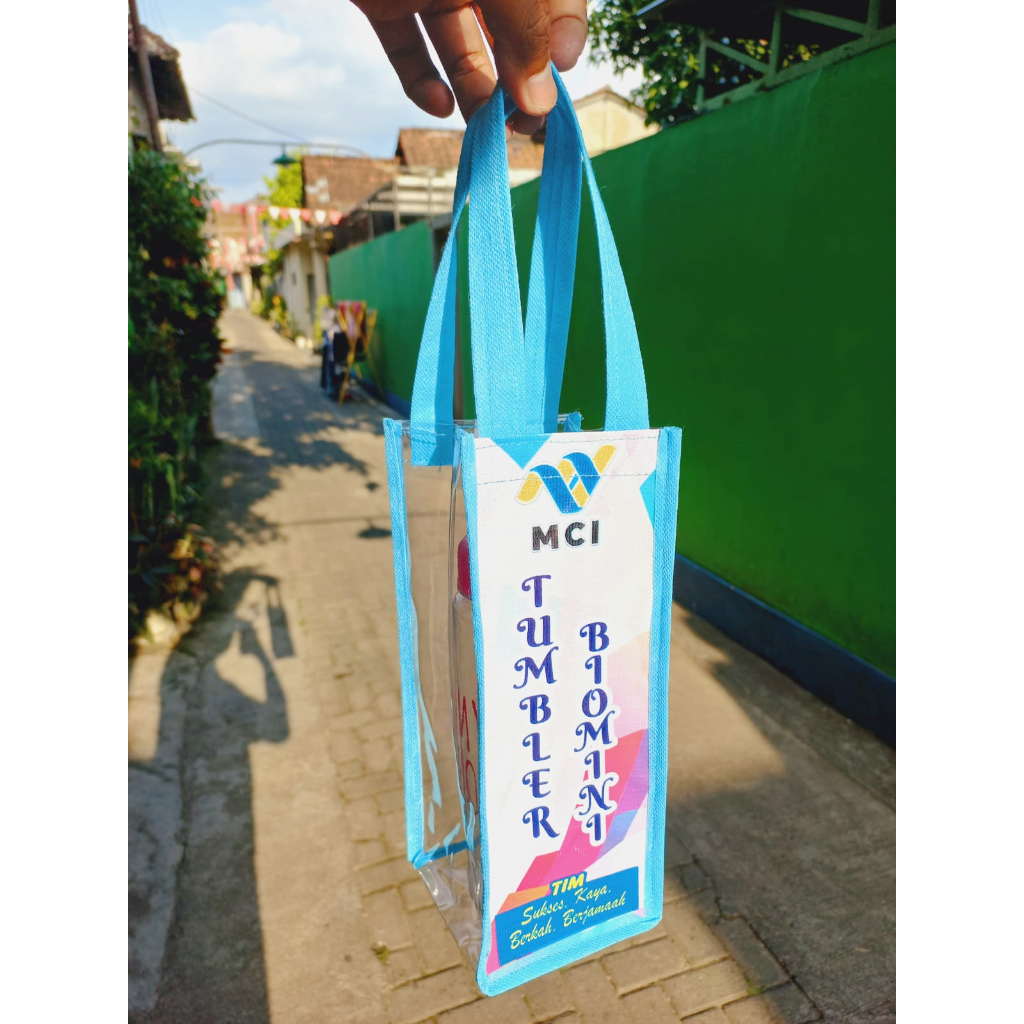 

8x25x8 Tas Mika Tumbler Premium / Tas Tumbler Printing / Tas Promosi Premium /Tas PVC Tumbler / Tas PVC Printing