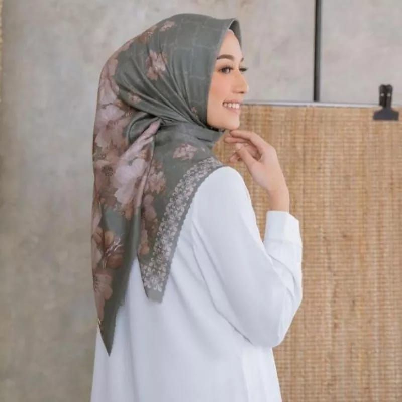 hijab segi empat voal motif bunga²sage