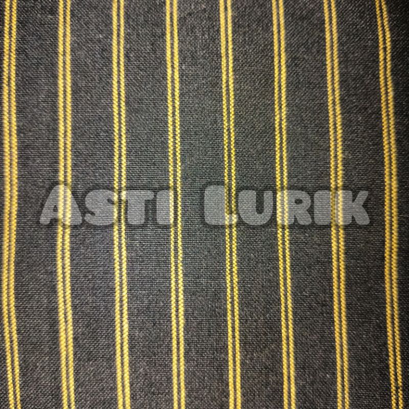 Tenun Lurik ( 200 x 105 -110 ) . 2m 2meter 2 meter . Hitam emas coklat . Pedan Klaten
