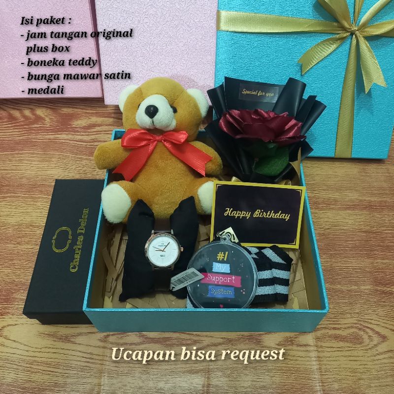 HAMPERS CEWEK / KADO ULANG TAHUN CEWEK / WISUDA / ANNIVERSARY / GIFT BOX