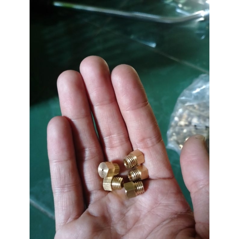 Spuyer kompor gas semawar