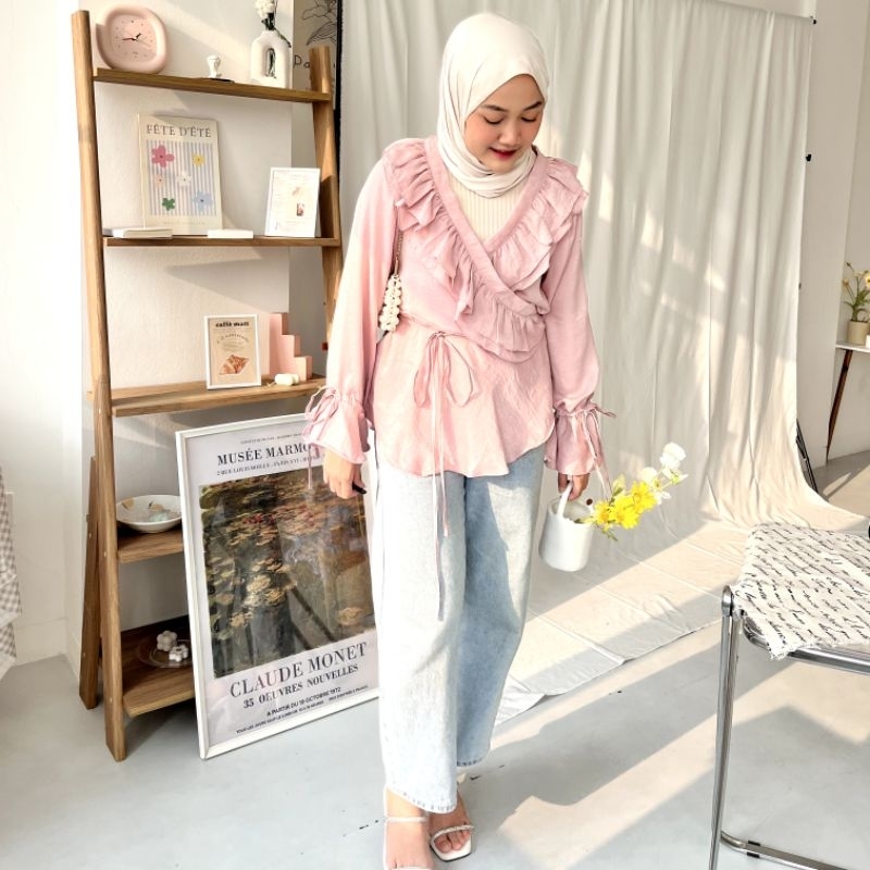 ALUNA BLOUSE / Outer / Blouse/ Atasan Wanita/ Outer Renda