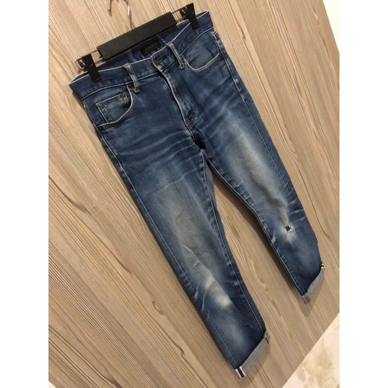 SOLD OUT❌ uniqlo selvedge blue jeans wash denim ripped sobek celana panjang pria vintage