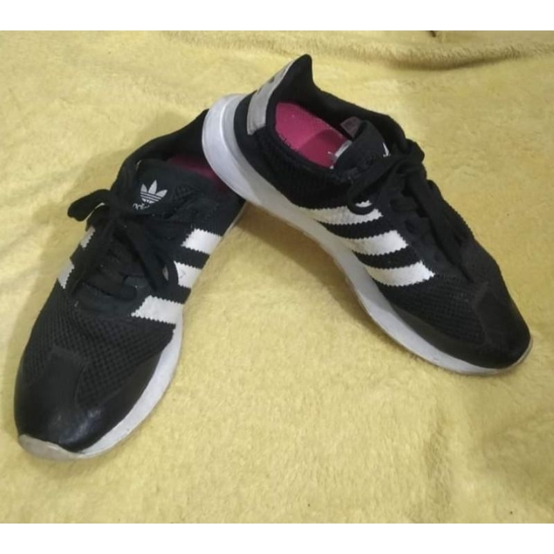Adidas Sepatu Sport